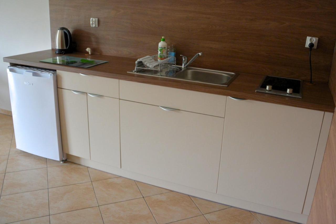Paradise Apartment *